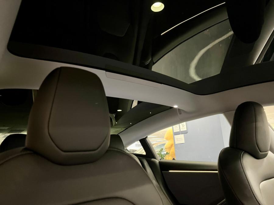 Model 3 RWD - Image 6